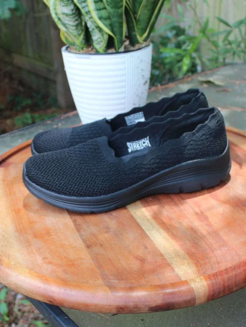 Skechers Stretch Fit Black Mesh Slip-On Shoes - Sz 8.5 Air-Cooled Memory Foam